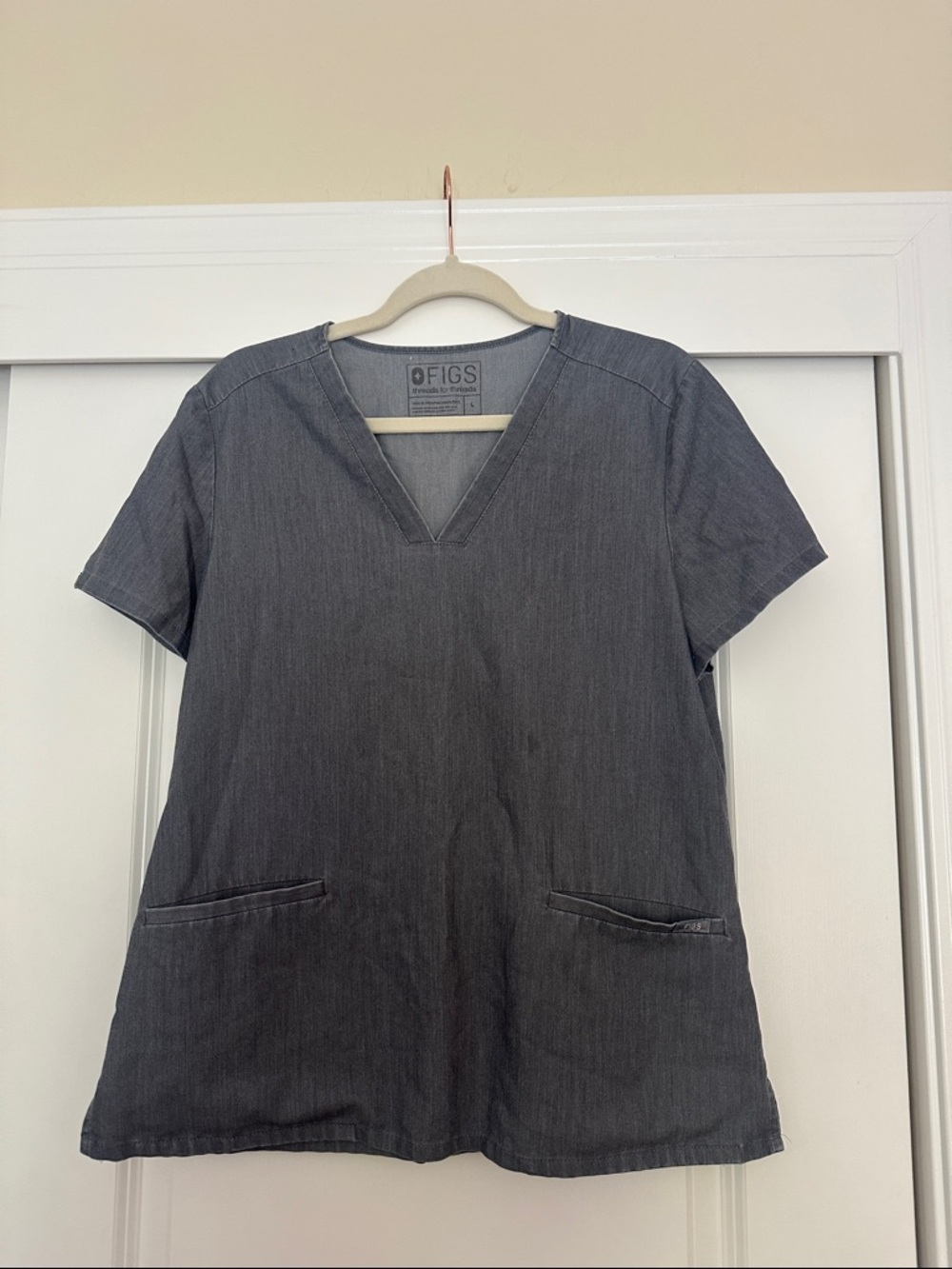 Figs Grey Scrub Top-size Large